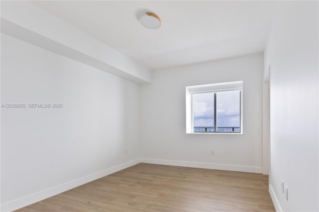 For Rent: $23,000 (4 beds, 5 baths, 3189 Square Feet)