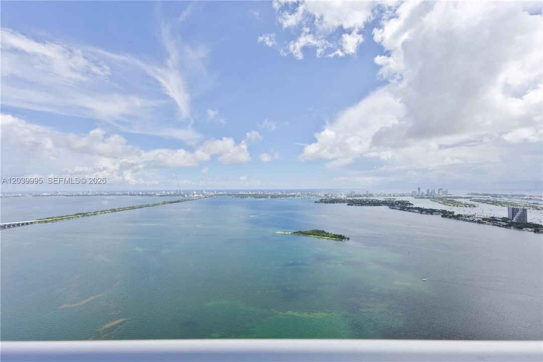 For Rent: $23,000 (4 beds, 5 baths, 3189 Square Feet)