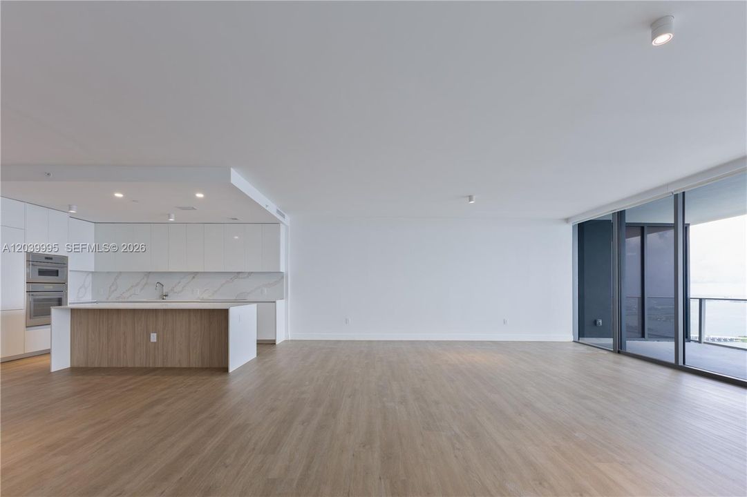 For Rent: $23,000 (4 beds, 5 baths, 3189 Square Feet)
