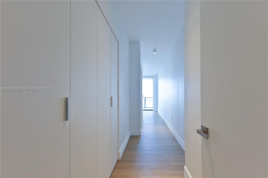 For Rent: $23,000 (4 beds, 5 baths, 3189 Square Feet)