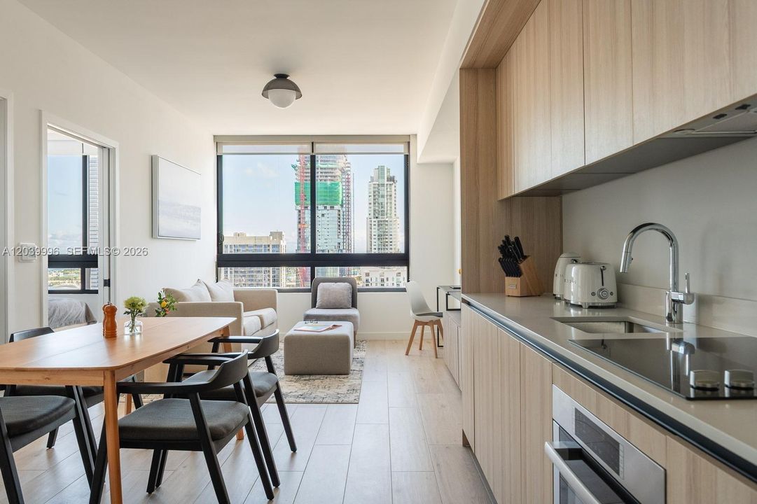 В аренду: $2,950 (1 спален, 1 ванн, 526 Квадратных фут)