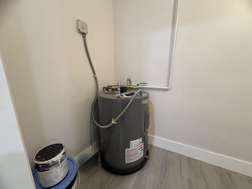 NEWWaterHeater