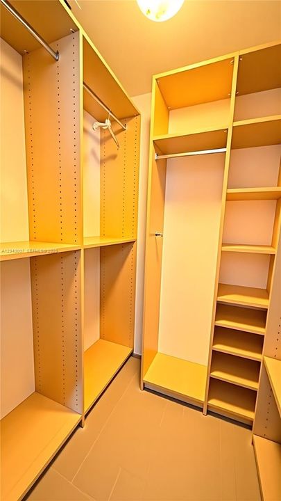 В аренду: $4,800 (2 спален, 3 ванн, 1544 Квадратных фут)