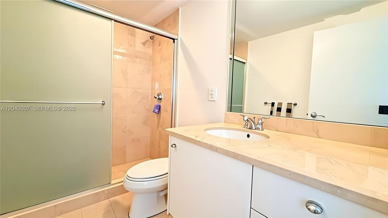 В аренду: $4,800 (2 спален, 3 ванн, 1544 Квадратных фут)