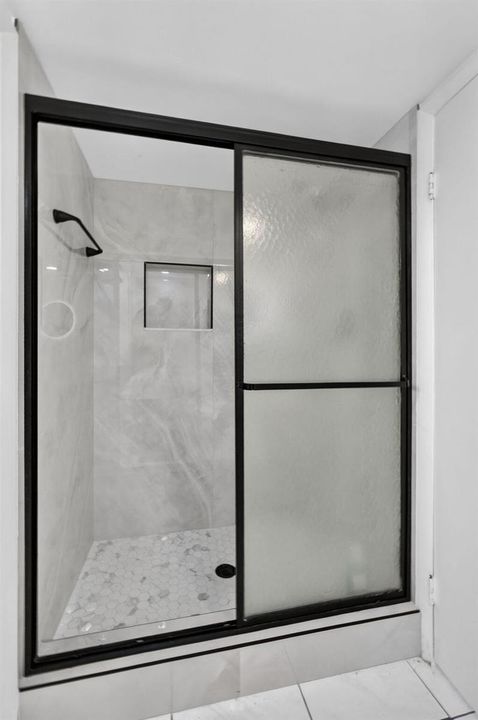 25-web-or-mls-5D1A0862