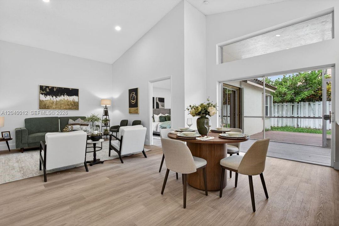 En Venta: $695,000 (3 camas, 2 baños, 1532 Pies cuadrados)