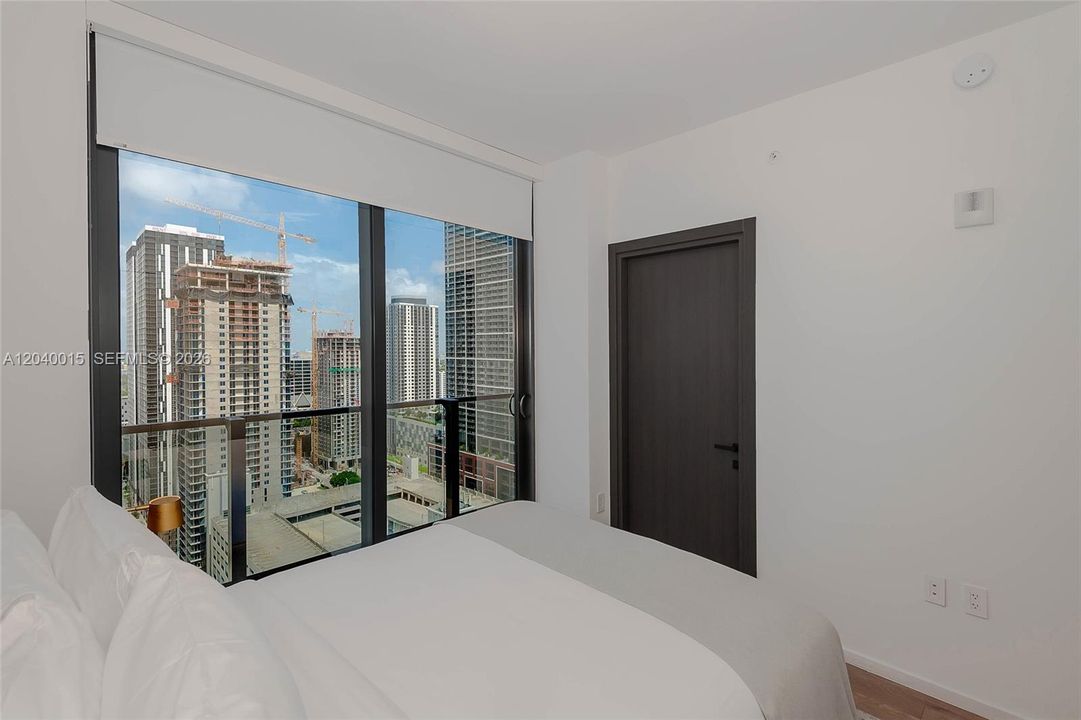 For Rent: $6,900 (3 beds, 3 baths, 2301 Square Feet)