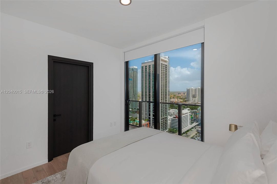 For Rent: $6,900 (3 beds, 3 baths, 2301 Square Feet)