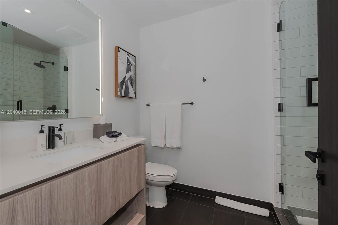 For Rent: $6,900 (3 beds, 3 baths, 2301 Square Feet)