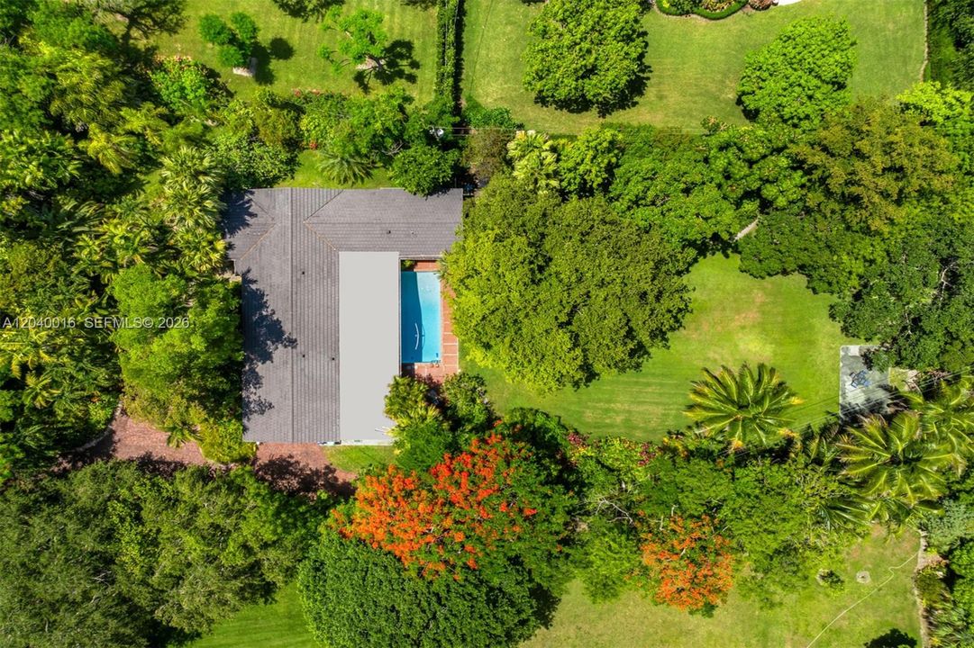 На продажу: $3,295,000 (4 спален, 3 ванн, 2491 Квадратных фут)