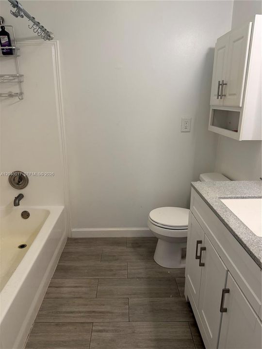 En Venta: $499,000 (3 camas, 2 baños, 1350 Pies cuadrados)