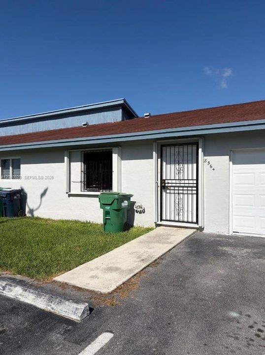 For Rent: $2,550 (3 beds, 2 baths, 1427 Square Feet)