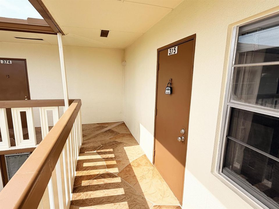 frontdoor