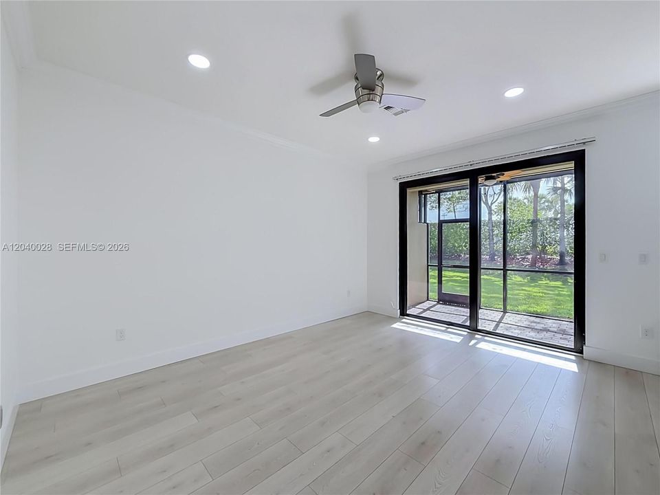 En Venta: $649,900 (4 camas, 2 baños, 1839 Pies cuadrados)