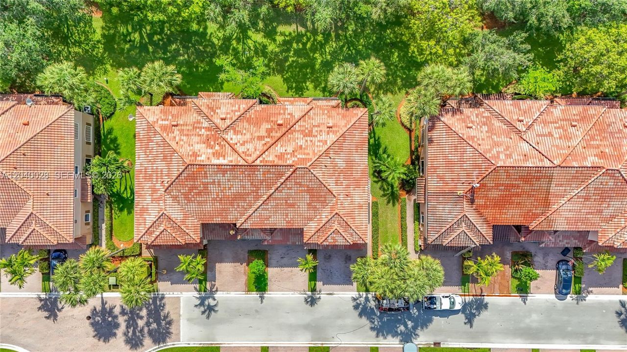 En Venta: $649,900 (4 camas, 2 baños, 1839 Pies cuadrados)