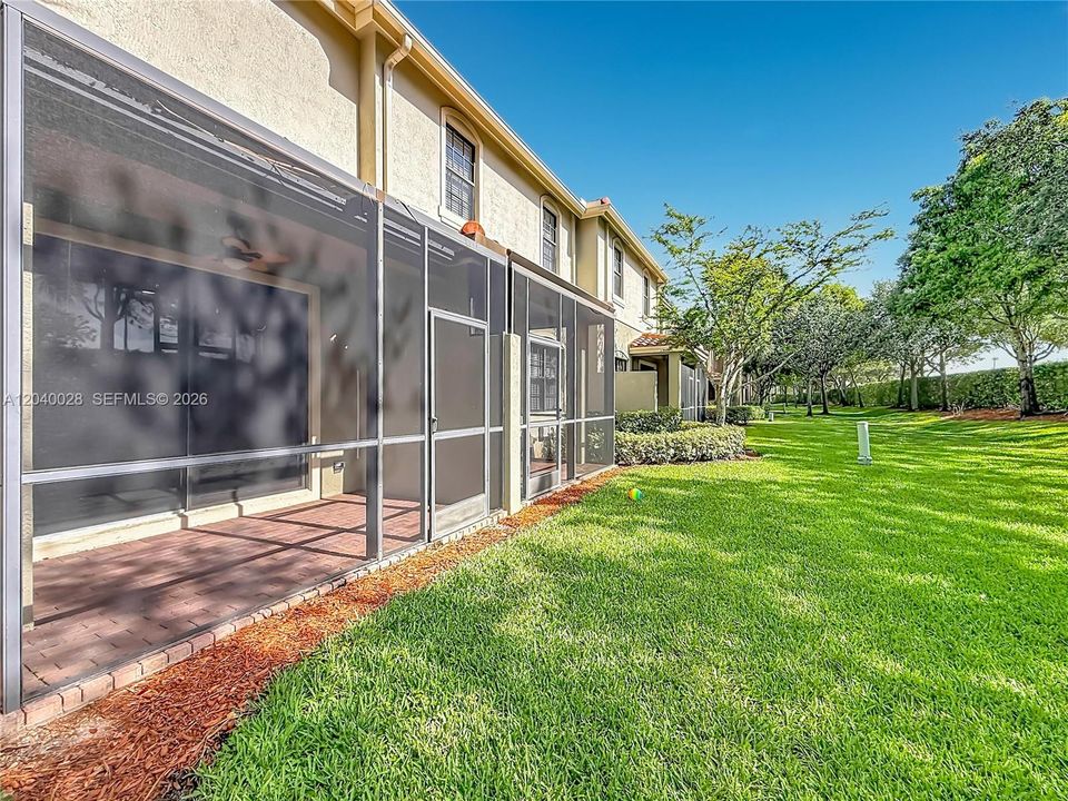 En Venta: $649,900 (4 camas, 2 baños, 1839 Pies cuadrados)