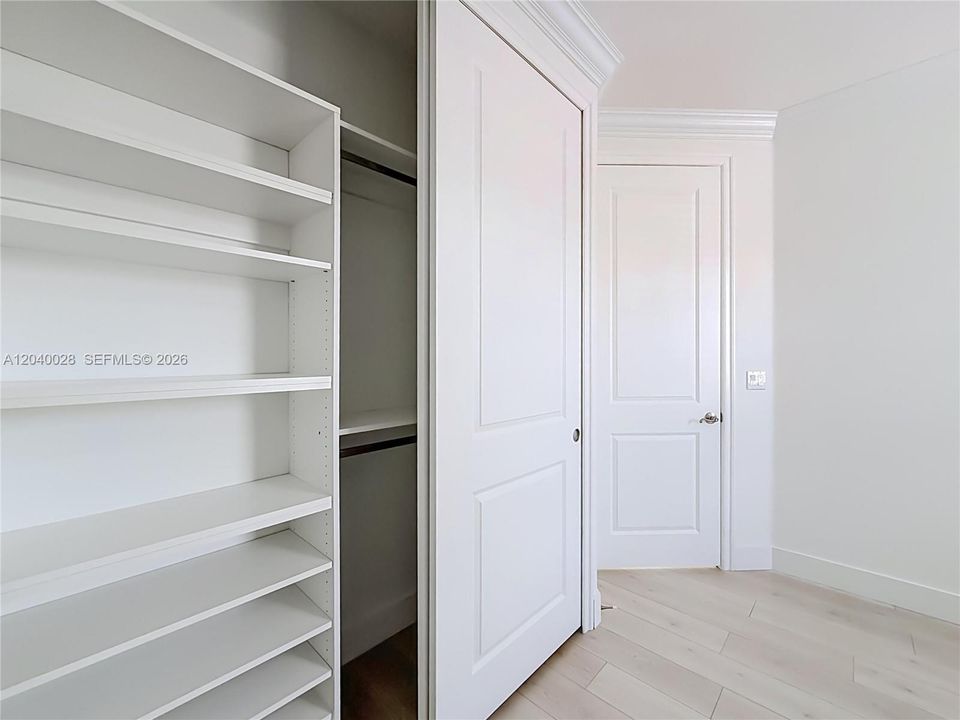 En Venta: $649,900 (4 camas, 2 baños, 1839 Pies cuadrados)