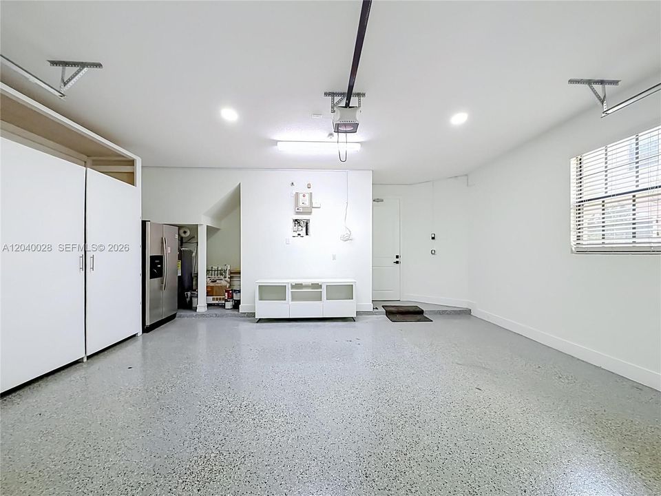 En Venta: $649,900 (4 camas, 2 baños, 1839 Pies cuadrados)