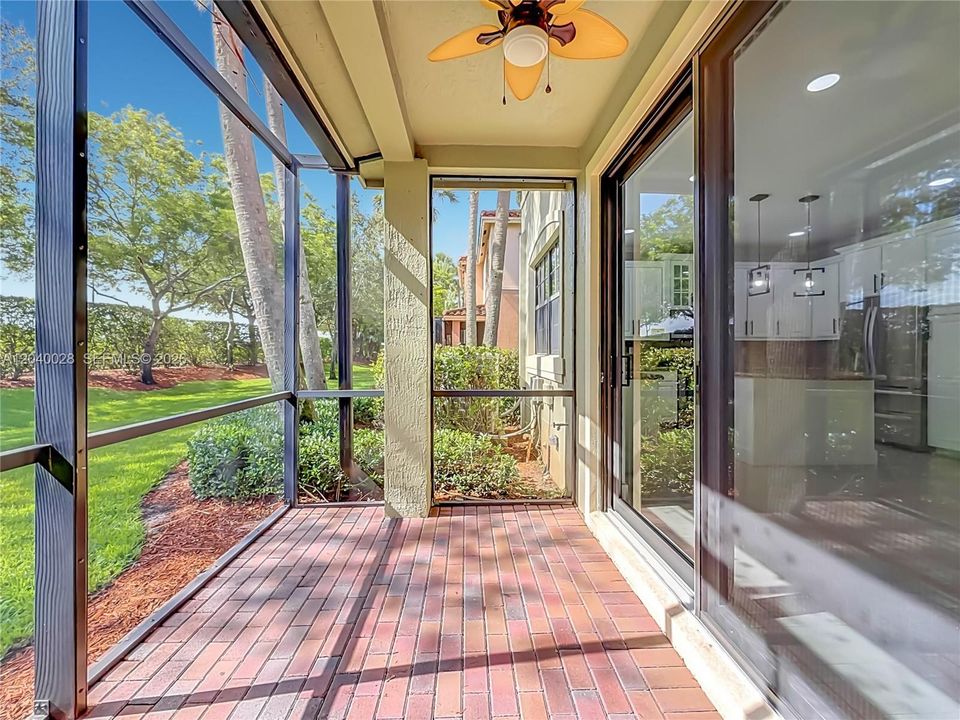 En Venta: $649,900 (4 camas, 2 baños, 1839 Pies cuadrados)