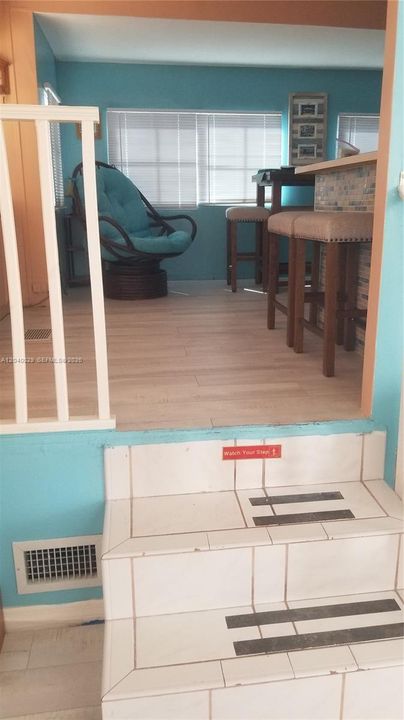 На продажу: $660,000 (2 спален, 1 ванн, 0 Квадратных фут)