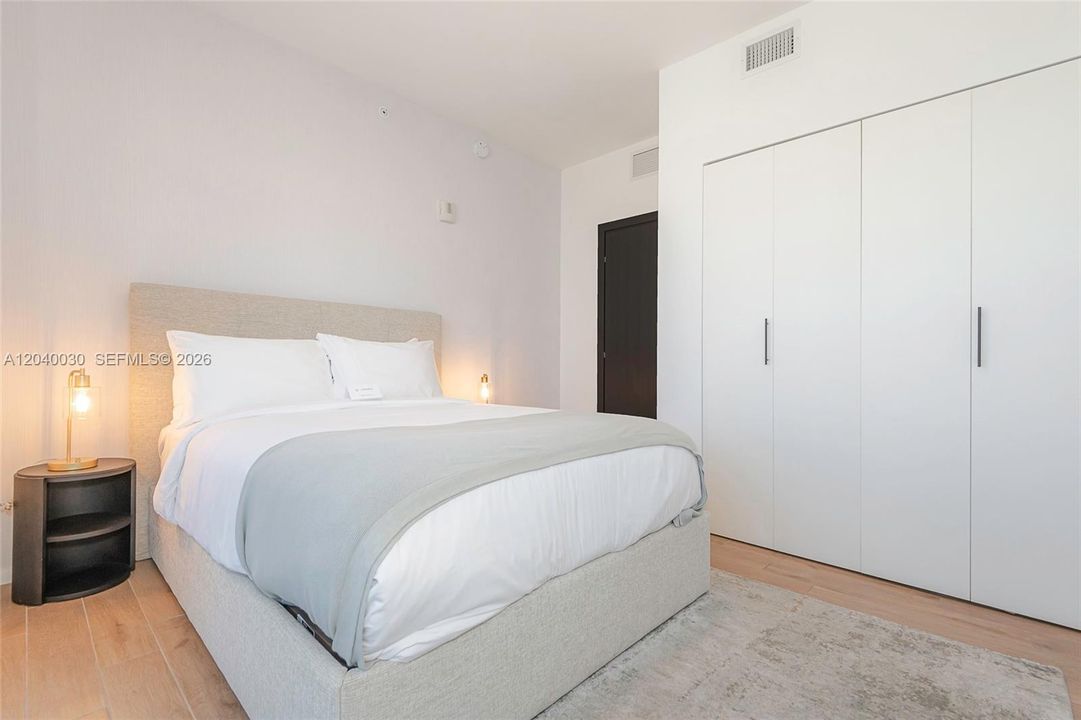 For Rent: $7,500 (3 beds, 3 baths, 1150 Square Feet)