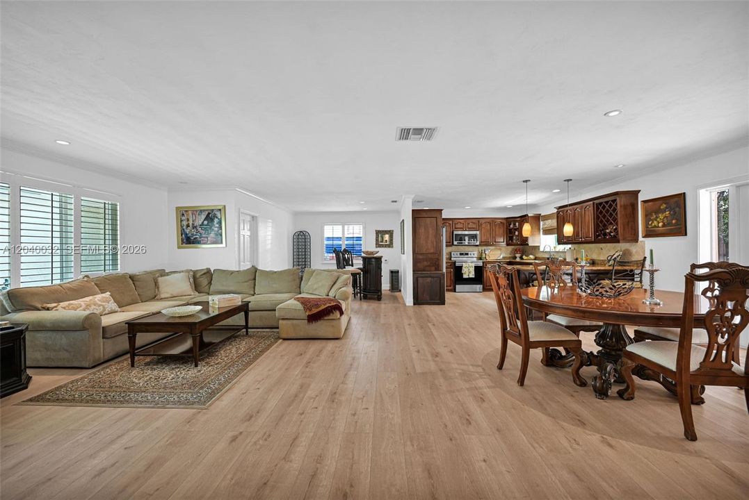 For Sale: $1,199,000 (3 beds, 2 baths, 2335 Square Feet)