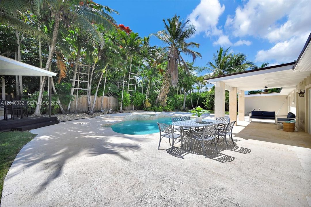 For Sale: $1,199,000 (3 beds, 2 baths, 2335 Square Feet)