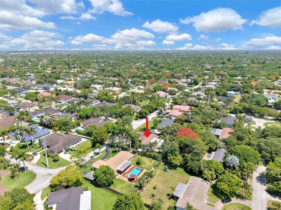 For Sale: $1,199,000 (3 beds, 2 baths, 2335 Square Feet)