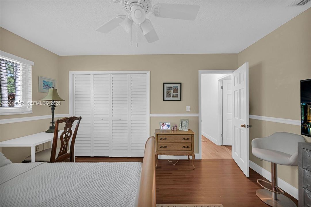 For Sale: $1,199,000 (3 beds, 2 baths, 2335 Square Feet)