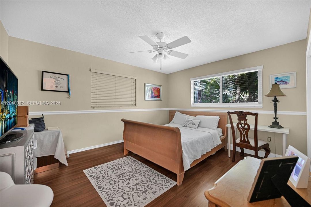 For Sale: $1,199,000 (3 beds, 2 baths, 2335 Square Feet)
