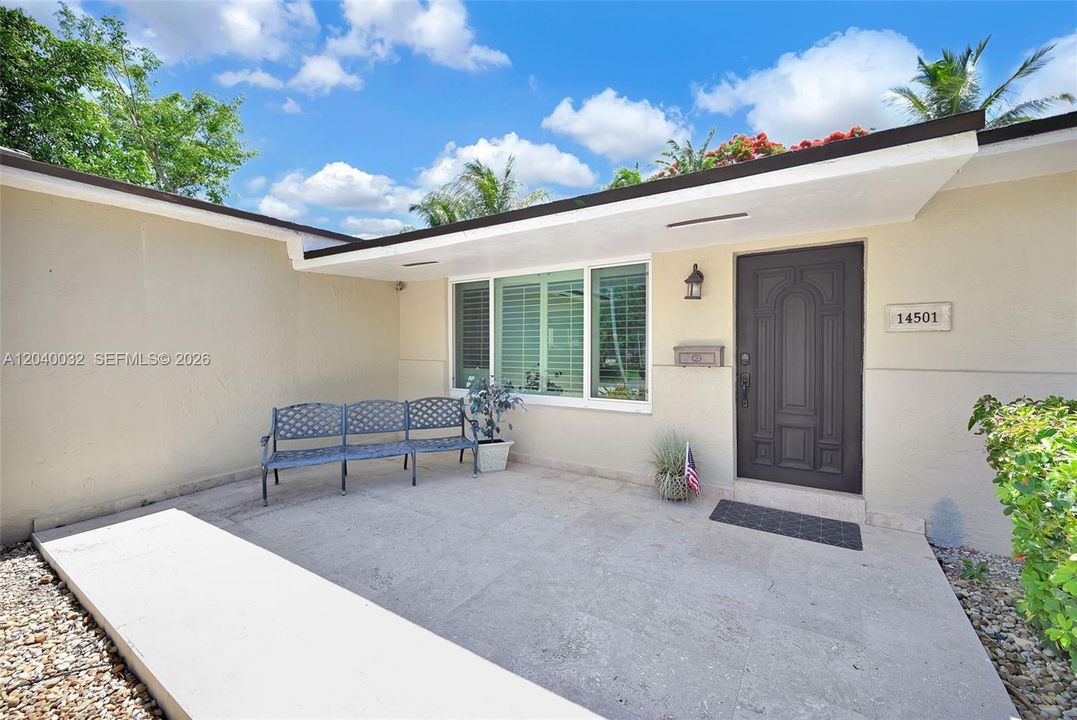 For Sale: $1,199,000 (3 beds, 2 baths, 2335 Square Feet)