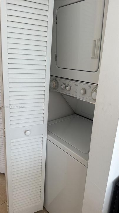 В аренду: $1,600 (12 спален, 12 ванн, 6999 Квадратных фут)