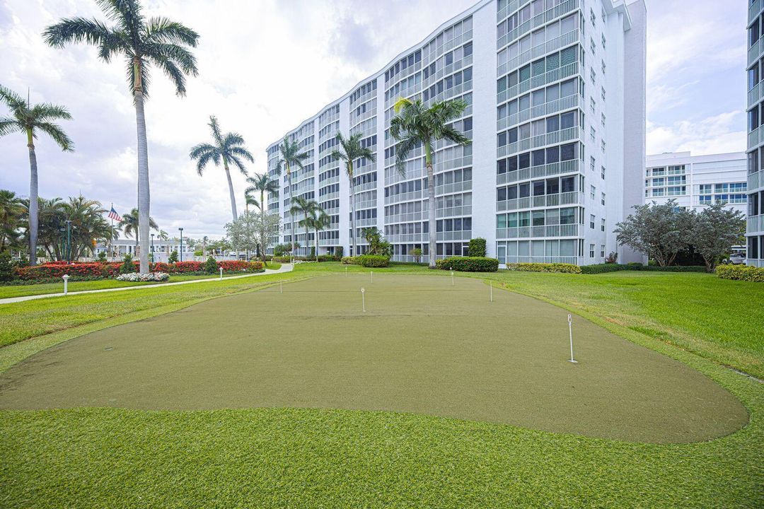 3224 S Ocean #612B (Putting)