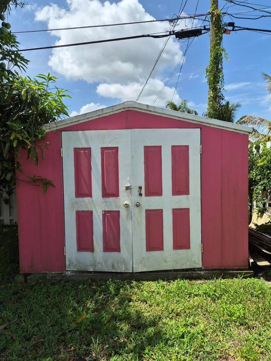 Shed