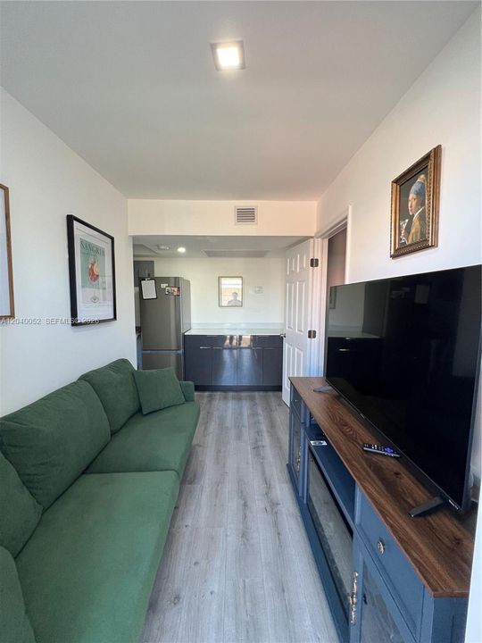 For Rent: $7,000 (5 beds, 3 baths, 2294 Square Feet)