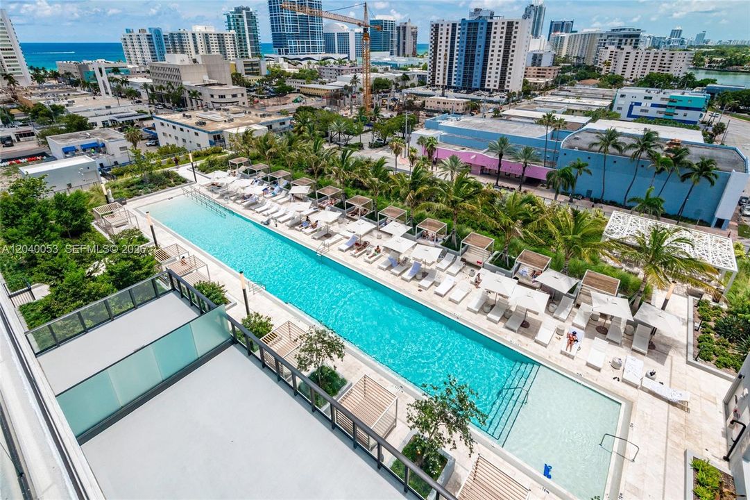 For Rent: $6,500 (2 beds, 2 baths, 698 Square Feet)