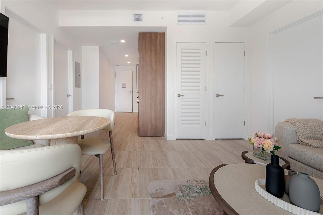 For Rent: $6,500 (2 beds, 2 baths, 698 Square Feet)