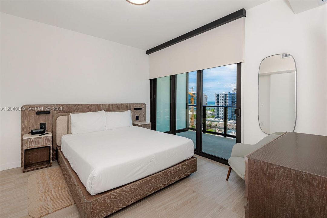 For Rent: $6,500 (2 beds, 2 baths, 698 Square Feet)