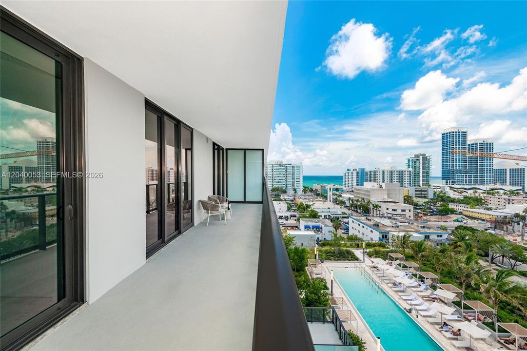 For Rent: $6,500 (2 beds, 2 baths, 698 Square Feet)