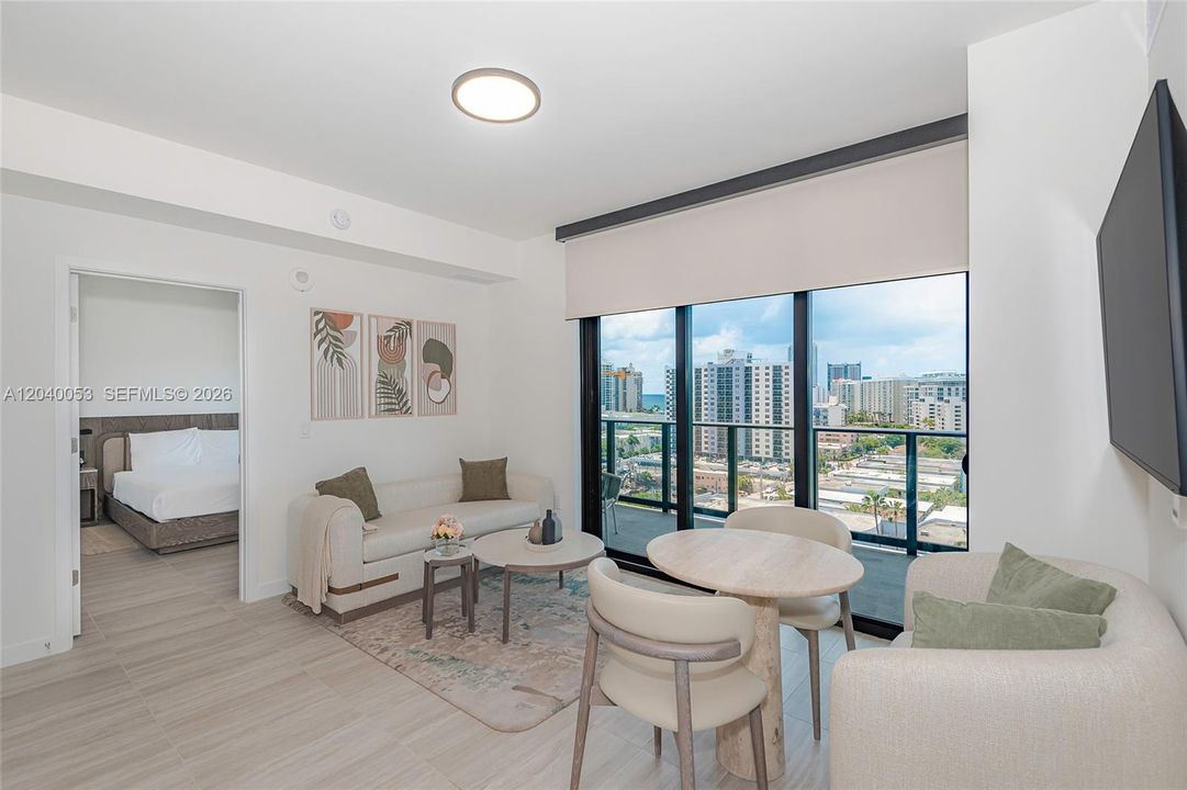For Rent: $6,500 (2 beds, 2 baths, 698 Square Feet)