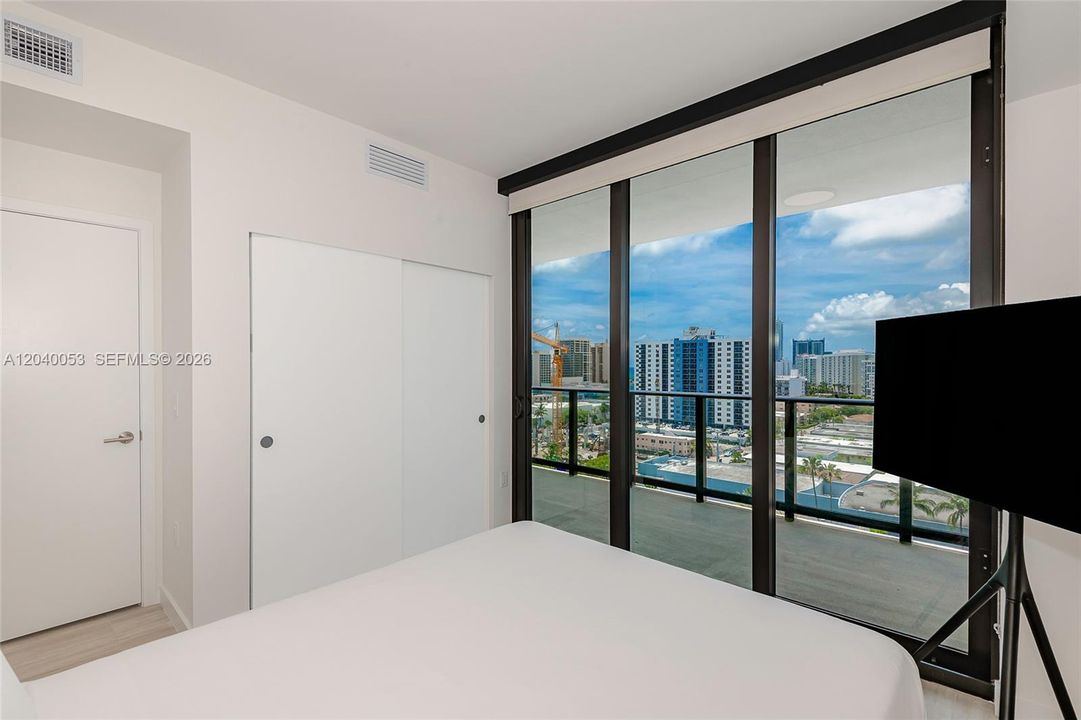 For Rent: $6,500 (2 beds, 2 baths, 698 Square Feet)