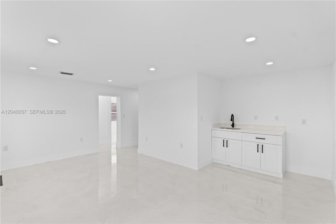 En Venta: $625,000 (5 camas, 3 baños, 0 Pies cuadrados)