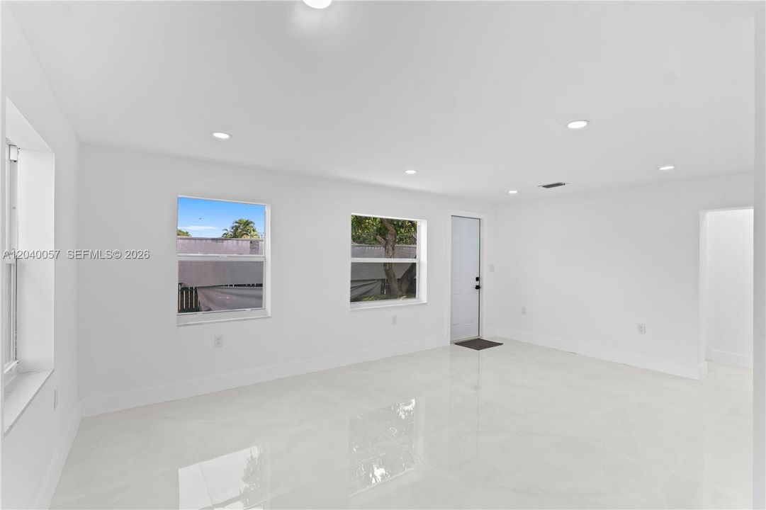 En Venta: $625,000 (5 camas, 3 baños, 0 Pies cuadrados)