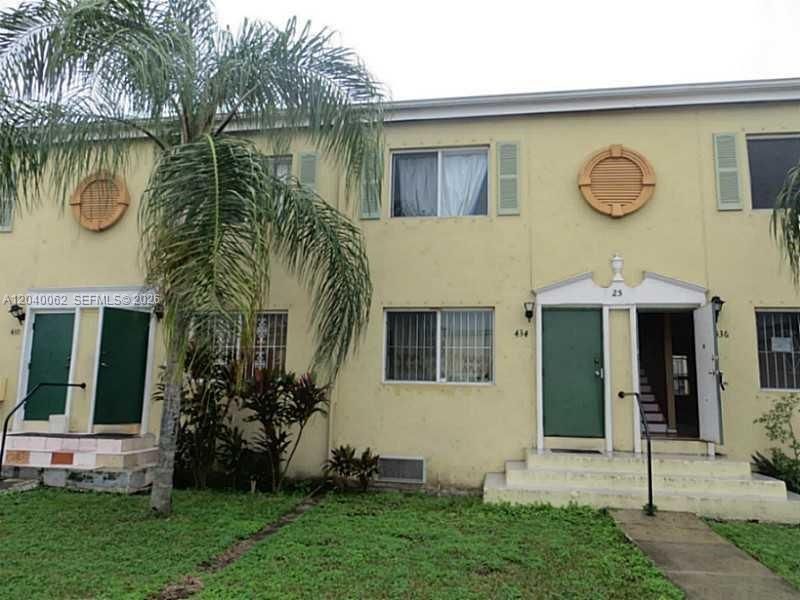 En Venta: $175,000 (2 camas, 1 baños, 930 Pies cuadrados)