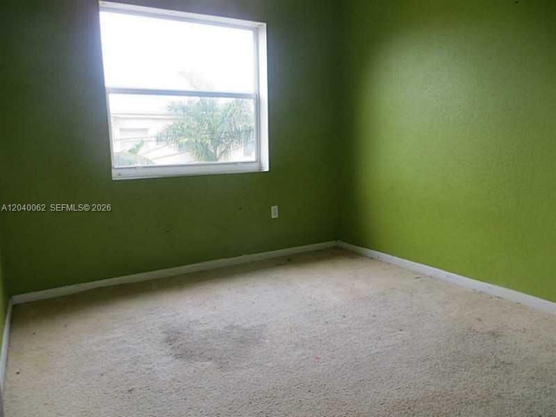 En Venta: $175,000 (2 camas, 1 baños, 930 Pies cuadrados)