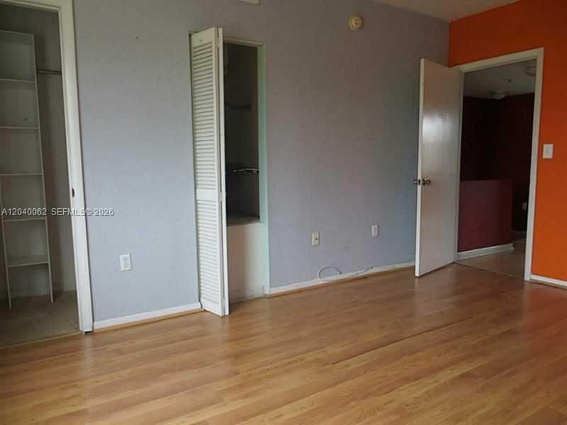 En Venta: $175,000 (2 camas, 1 baños, 930 Pies cuadrados)