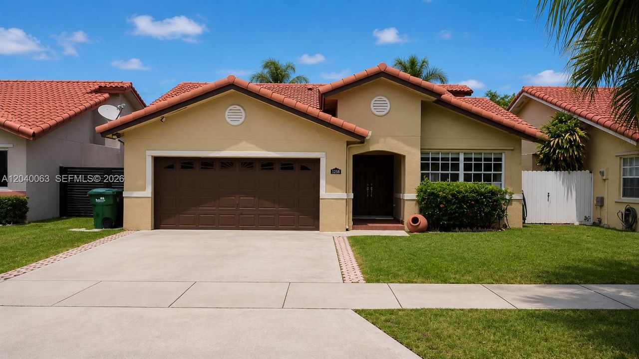 For Sale: $675,000 (4 beds, 2 baths, 1693 Square Feet)