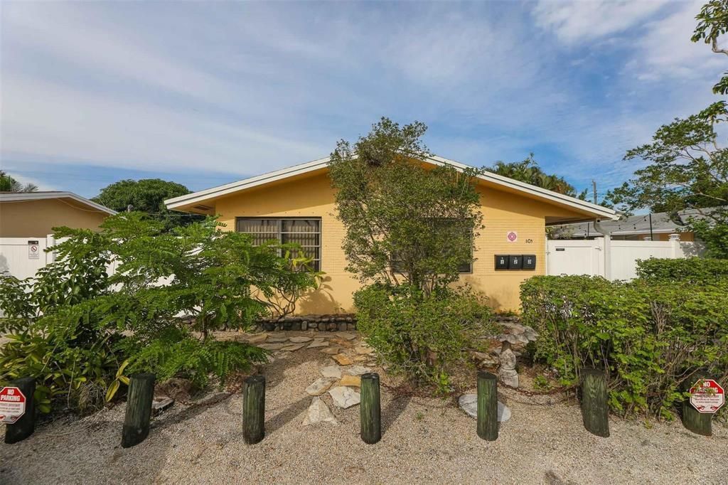 805 Listing