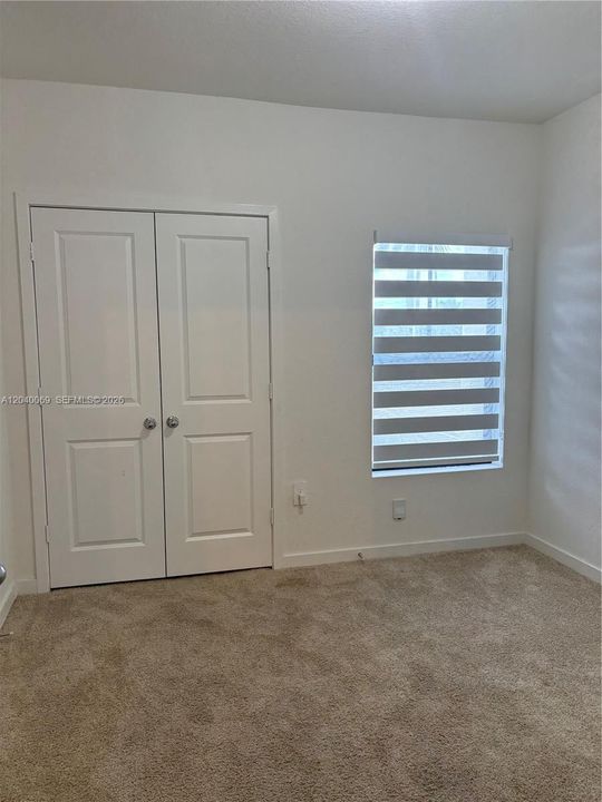 For Rent: $2,550 (3 beds, 3 baths, 1376 Square Feet)