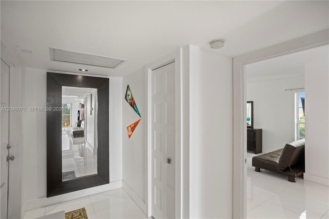 На продажу: $349,900 (3 спален, 2 ванн, 1390 Квадратных фут)